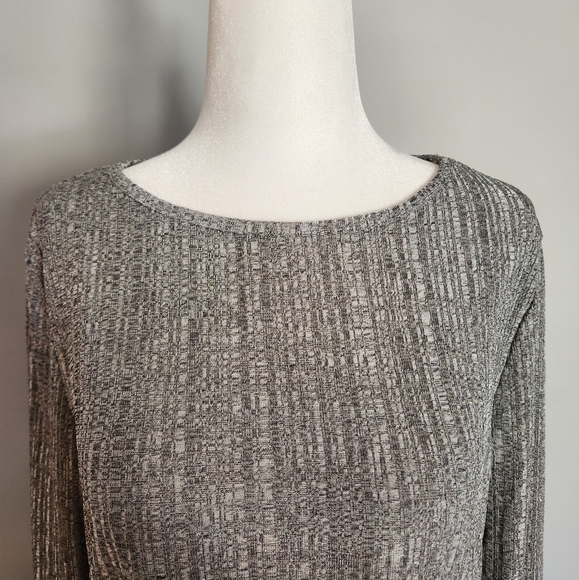 Zara Silver Top - Picture 2 of 8